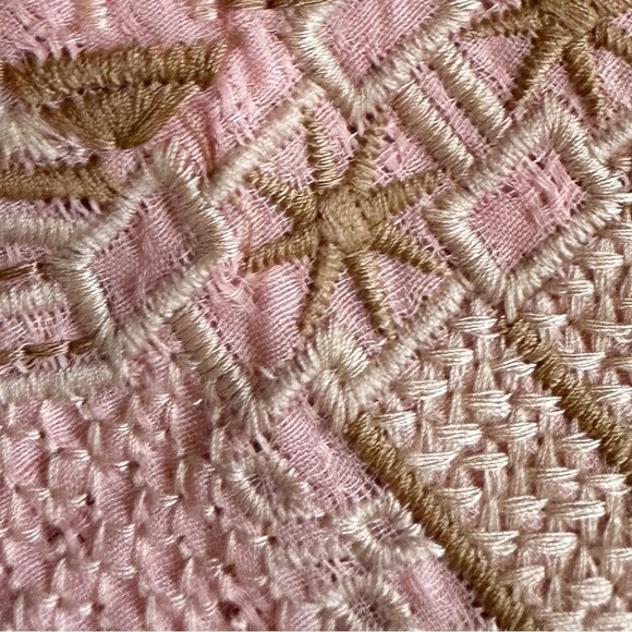 Paparazzi Pink Boho Embroidered Lightweight Tank Top Size M NWT - Picture 6 of 8